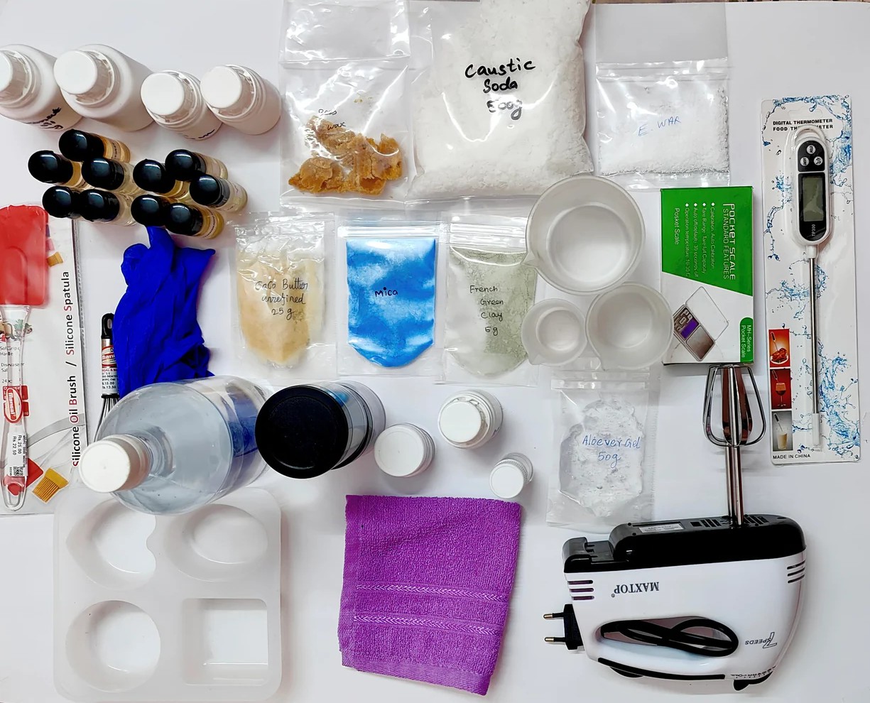 Aaraa Cosmetic Beginners Kit