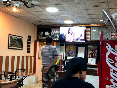 Mom’s Restaurant & Guesthouse