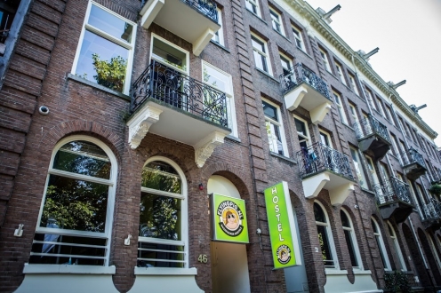 The Flying Pig Uptown Hostel