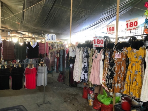 Soi Buakhao Market