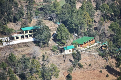 PARADISE VILLAGE REOSRT