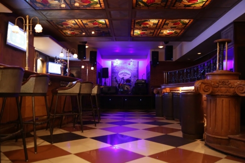 Someplace Else Kolkata Park Street