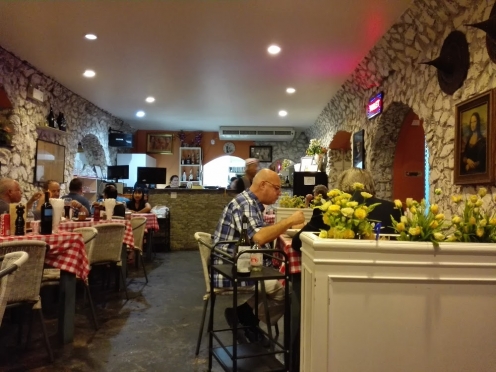 Grottino Pizzeria & Osteria