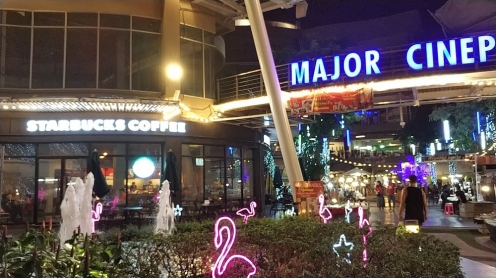 Avenue Shopping Mall