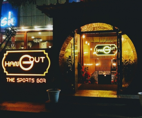 Hangout The Sports Bar