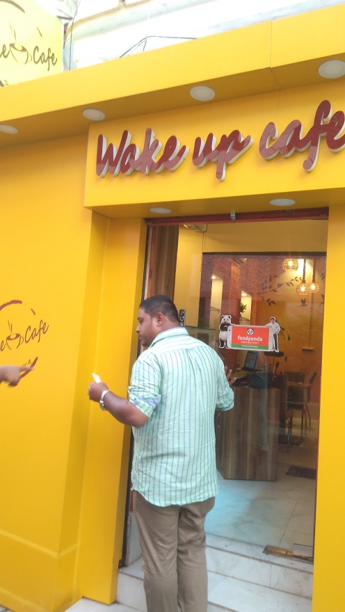 Gariahat Road Side Market