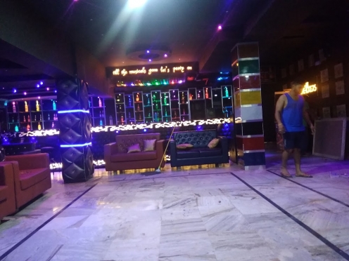 The Checkers Bar & Pub