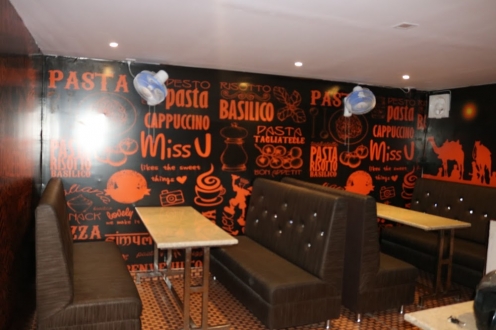 Simple Lounge & Family Restaurant