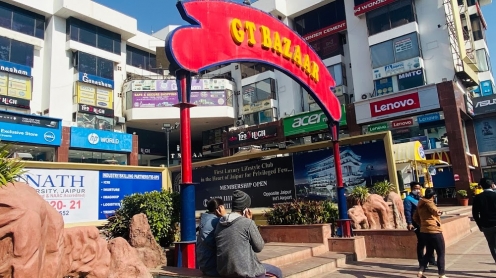 Dell Exclusive Store - Gaurav Towers