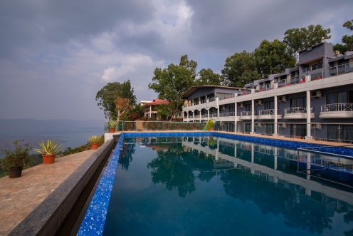 Cloud Mist Resort & Spa