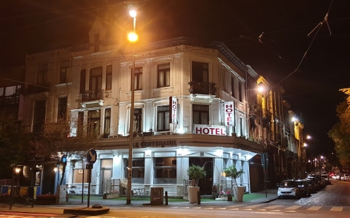 Le Centenaire Apparthotel Hotel