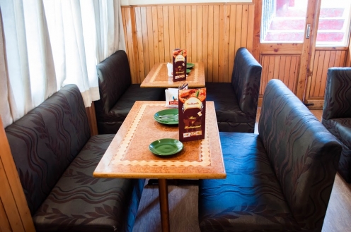 Neelkanth Bar & Restaurant