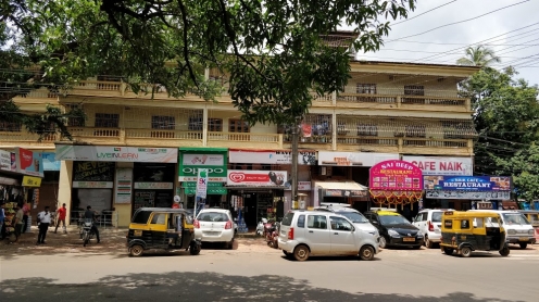 Arpora Bazar