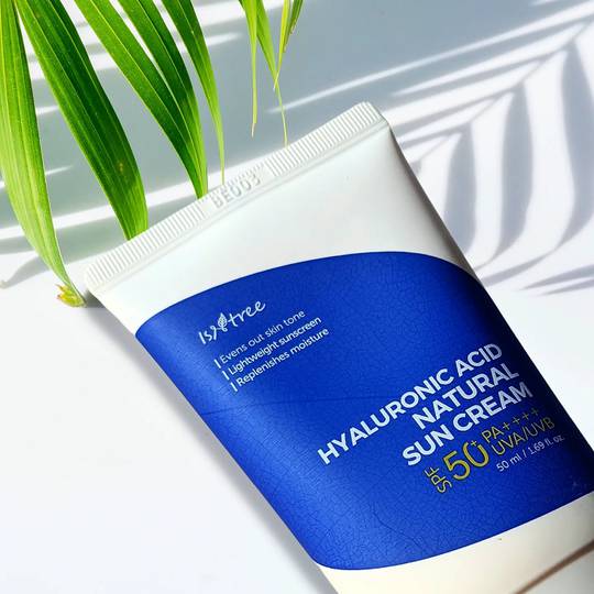 Isntree Hyaluronic Acid Natural Sun Cream SPF 50+ PA++++