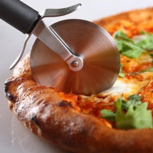 Slicing Perfection Stainless Steel WheelType Pizza Cutter and Pastry Cake Slicer