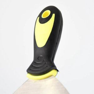 PUTTY KNIFE SET WITH A GENTLE RUBBER GRIP FOR TASKS INVOLVING DRYWALL PUTTY DECALS BAKING PATCHING AND PAINTING.