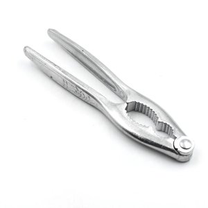 LUXURY WALNUT CRACKER  PREMIUM DIECAST STAINLESS ALLOY TOOL FOR OPENING ALL TYPES OF NUTS INCLUDING WALNUTS.