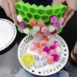 32CAVITY SILICONE ICE CUBE TRAYS IN MULTIPLE COLOURS FOR PERFECT ICE CUBES
