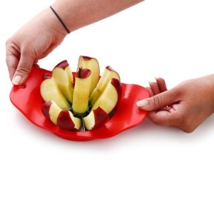 APPLE CUTTER WITH PLASTIC AND STAINLESS STEEL BLADES COLOURS MAY VARY