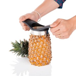 PINEAPPLE CUTTER FOR EFFORTLESS SLICING PINEAPPLE IN VARIOUS HOUSEHOLD AND KITCHEN TASKS