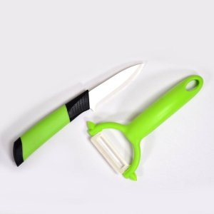 2 PIECE UTILITY KNIFE AND PEELER GIFT SET  CERAMIC REVOLUTION SERIES