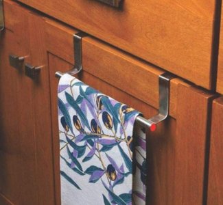 STAINLESS STEEL TOWEL HANGER  THE PERFECT ADDITION TO YOUR BATHROOM ACCESSORIES