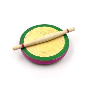 CHILDREN'S CHAKLA BELAN SET FOR CREATIVE PLAY IN VARIOUS HOUSEHOLD SETTINGS
