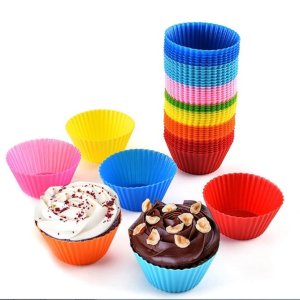6PIECE SET OF SILICONE CUPCAKESHAPED BAKING MOLDS