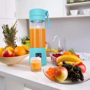 Portable USB Electric Juicer Blender 6 Blades Juicer for Protein Shakes Smoothies and Juices