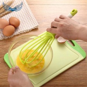PLASTIC BALLOON WHISK MIXER FOR MILK COFFEE EGGS AND JUICE