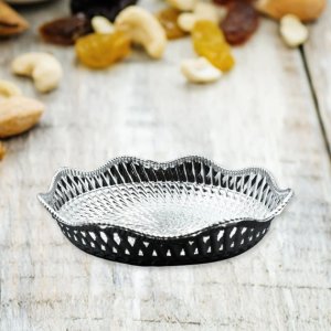 1 PC ROUND SERVING TRAY FOR TRADITIONAL AND DECORATIVE USE