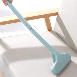 Glass cleaner wiper for streak free windows