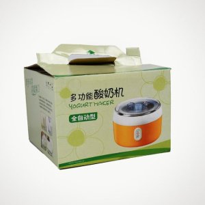 Electronic yogurt maker machine with plastic container