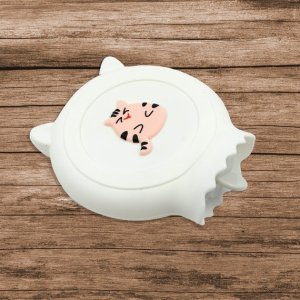 Small silicone hot water bag for pain relief