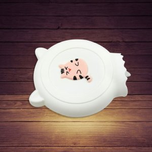 Small silicone hot water bag for pain relief