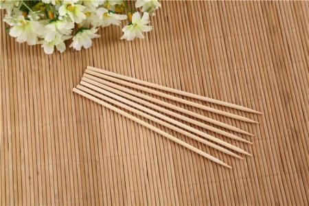 20cm Bamboo BBQ skewers for camping and featuring a wooden color