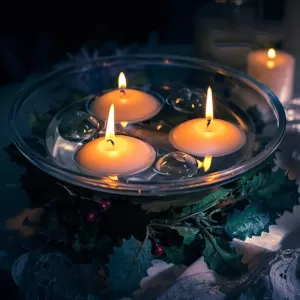 Floating Candle Holder Set for Creating a Romantic Atmosphere Water Container for Coffee Table Decoration Candlelit Ambiance and Romantic Table Setting 1 Piece