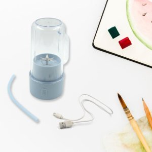Portable 2 in 1 Crusher Juicer USB Rechargeable Compact Mixer