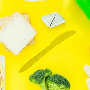 Reusable Plastic Knives  Ideal for Birthday Parties Camping Catering Pack of 3