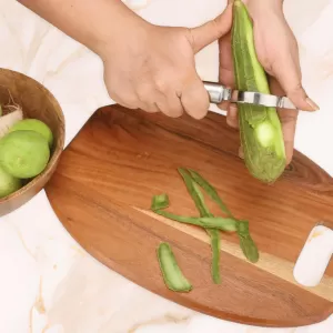 Ergonomic Kitchen Vegetable and Fruit Peeler Safe and Easy to Use