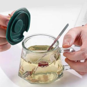 Golden Crown Mug with Spoon Glass Cup for Tea Coffee 1 Pc