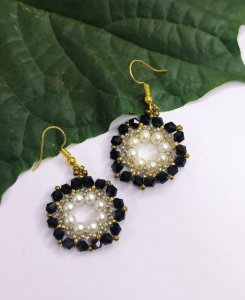 Handmade Elegant & Light Weight Beaded Earrings