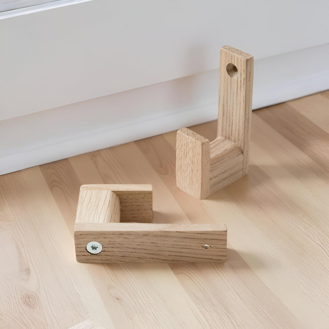 Minimalist Wooden Screw-in Wall Headphone Stand