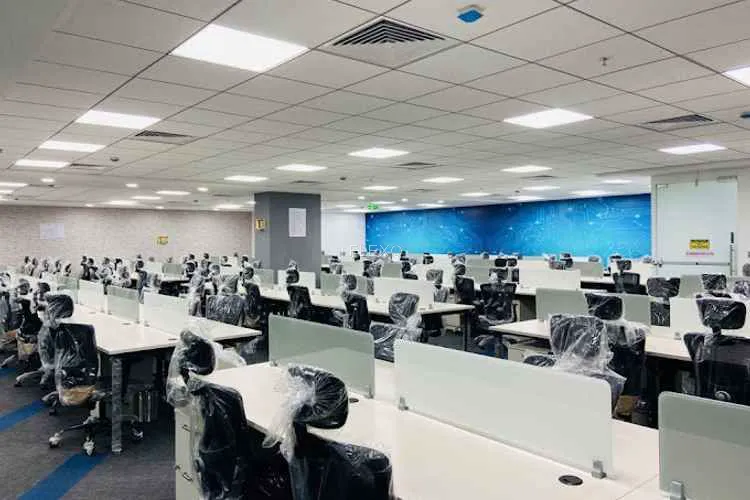 workshaala skyline sg highway sg highway coworking space 1002_234131.webp