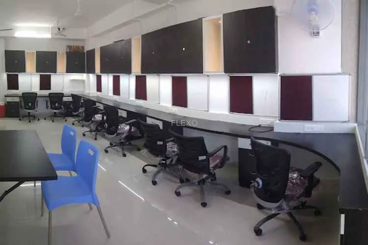 start desk motera coworking space 1073_584921.webp