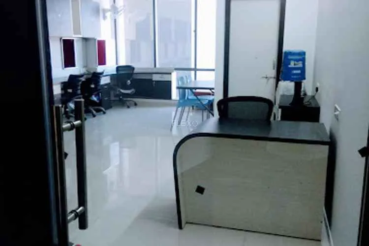start desk motera coworking space 1073_951326.webp