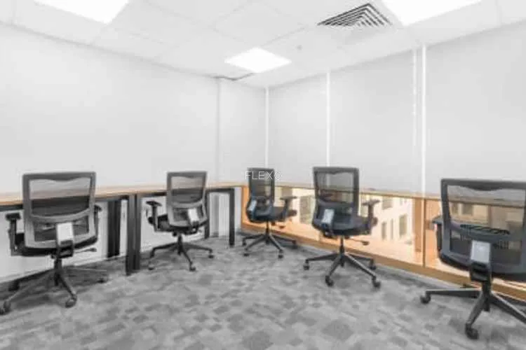regus tonk road coworking space 1135_389583.webp