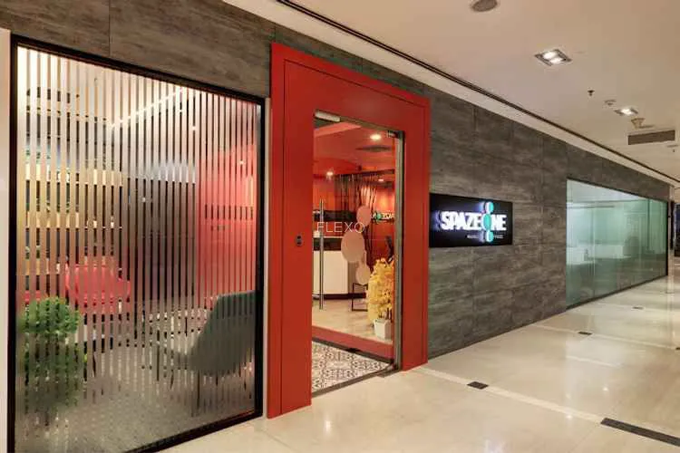 spazeone maradu coworking space 1212_446939.webp