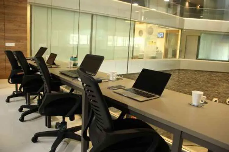 excluzo business centre vesu vesu coworking space 1240_699922.webp
