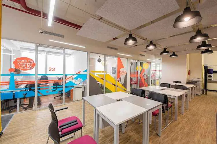 awfis camac street coworking space 1269_936829.webp